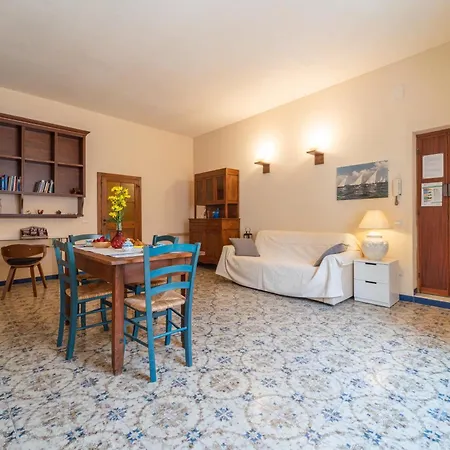 Buranti Apartment